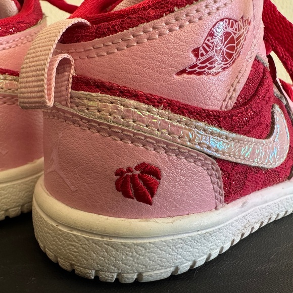 Nike Jordan 1 Mid Premium Valentine's Day Size US 6C Pink - Picture 4 of 11